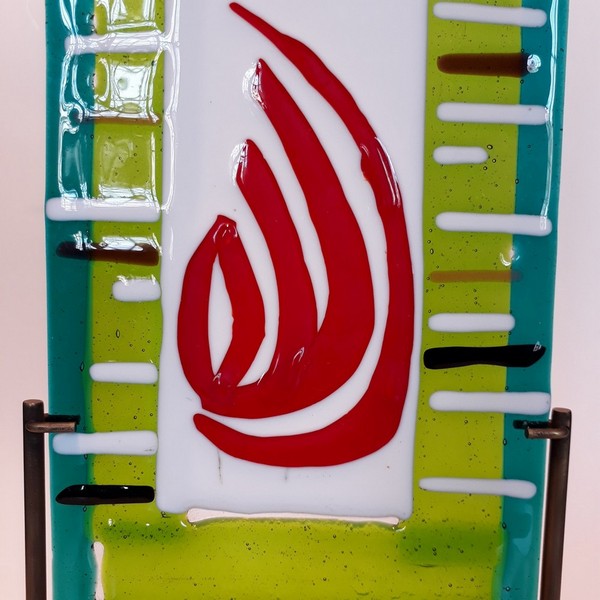 Glass fused decor with Kufic script