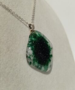 Alternative view of Galaksi Yeşili Tasarım Cam Kolye