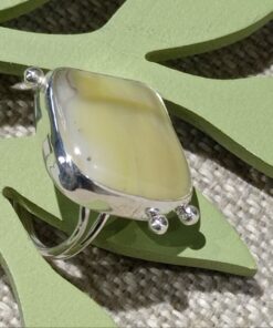 Sarı Hareli Güversli Cam Yüzük