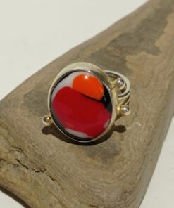 Kırmızılı Soyut Tasarım Güversli Cam Yüzük