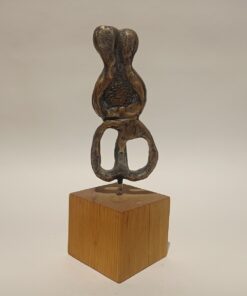 bronze twin gods statue made with casting technique